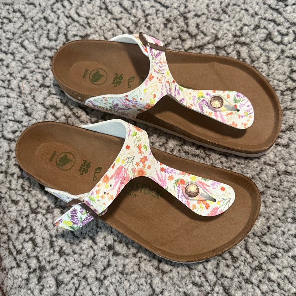 Birkenstock Gizeh Sandal- Floral Sandals